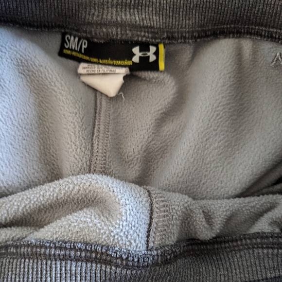 🔥 Under Armour Sweatpants - Picture 2 of 4